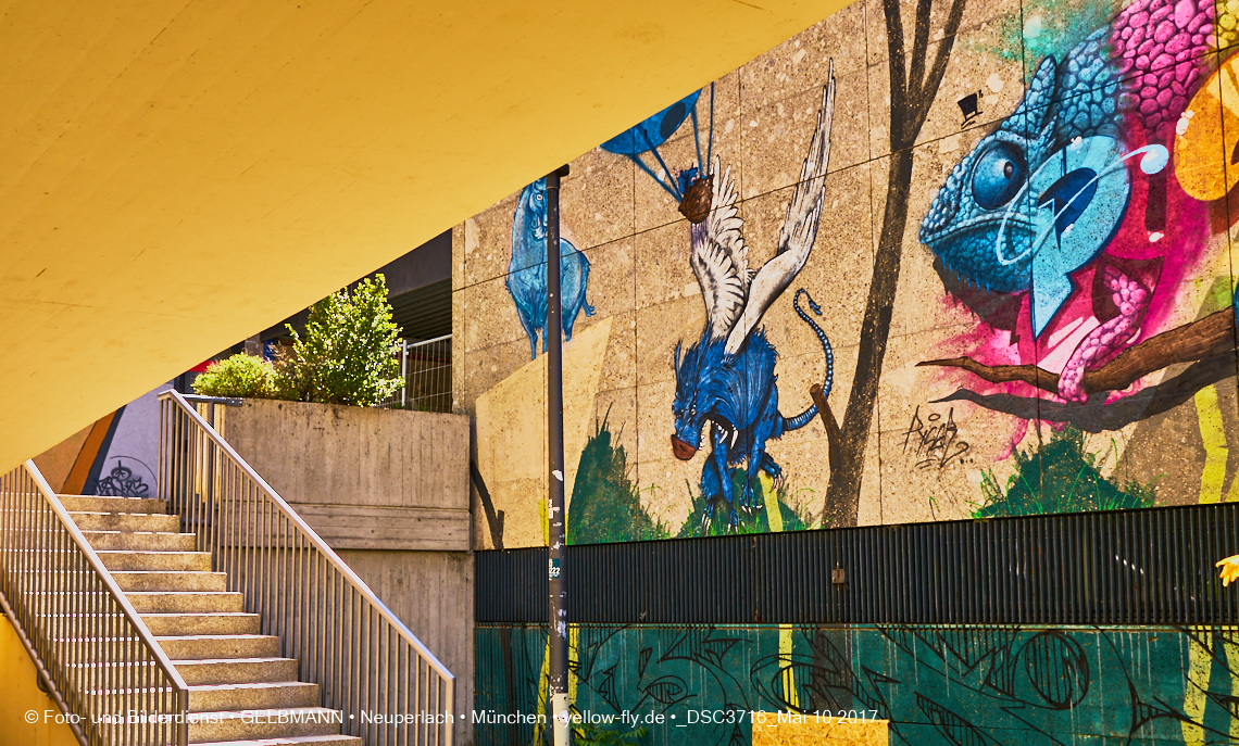 21.03.2017 - Abrissbaustelle Quiddezentrum in Neuperlach